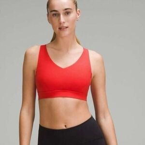 NWT. Lululemon Envital Bra B/C